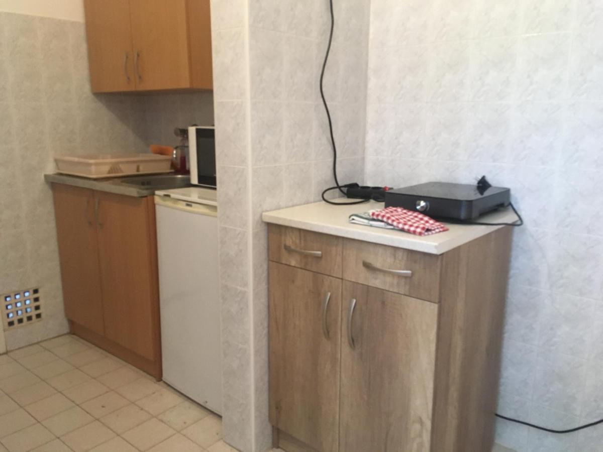 Honved N4. Apartman Balatonlelle Eksteriør bilde